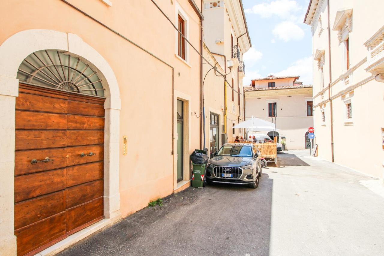 Al Maso In Centro B&B L'Aquila Bagian luar foto