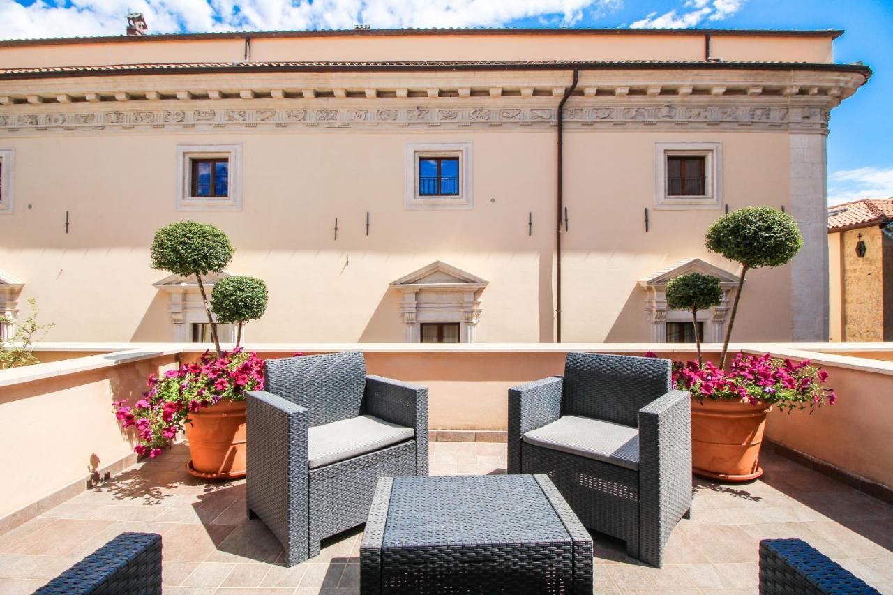 Al Maso In Centro B&B L'Aquila Bagian luar foto