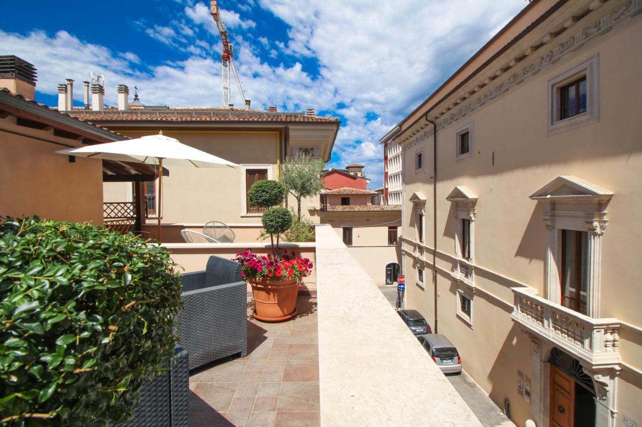 Al Maso In Centro B&B L'Aquila Bagian luar foto